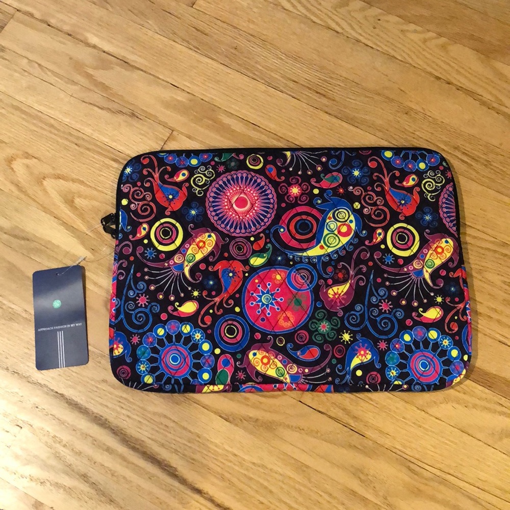 NWT Laptop sleeve